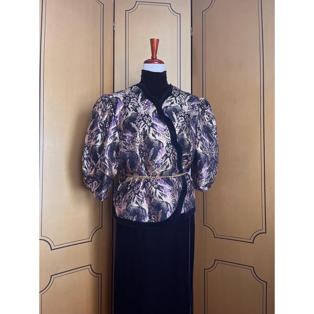 Vintage jacket with metallic thread and velvet details, size XL